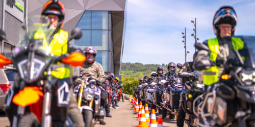 150 Motorradfahrer beim Season Start 2025