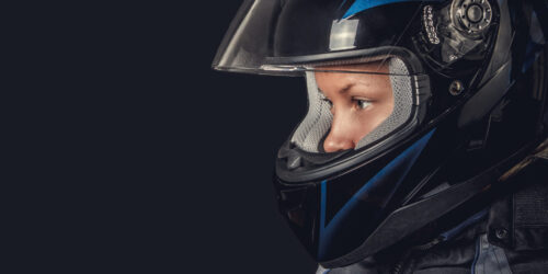 Casque moto : roulez-vous hors la loi sans le savoir ?