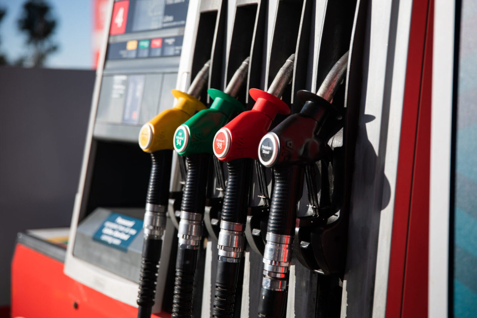 Quand le Moyen-Orient s’enflamme, l’automobiliste trinque